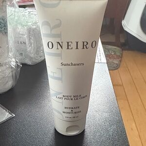 Oneiro Sunchasers Body Milk - Cream